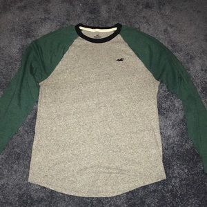 Men’s Hollister Raglan Long Sleeve T